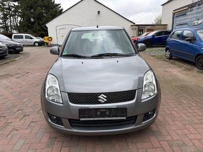 Usado Suzuki Swift Snow 92 HP (67 kW) 2007 Cinzento Citadino