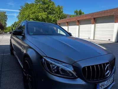 Mercedes C63 AMG
