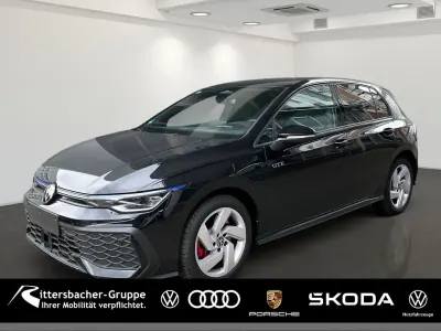 Gebraucht VW Golf VIII GTE 272 PS (200 kW) 2025 Grenadillschwarz metallic Limousine
