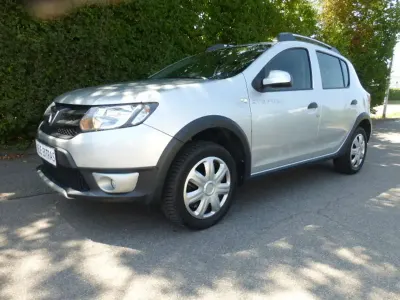 Gebraucht Dacia Sandero Prestige 90 PS (66 kW) 2014 Platingrau Kleinwagen