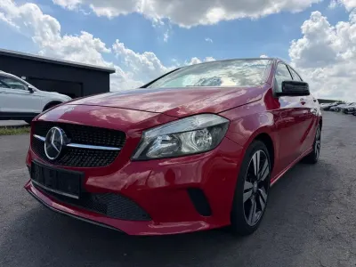Gebraucht Mercedes A250 211 PS (155 kW) 2017 Rot Kleinwagen