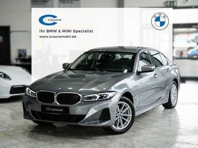 BMW 330e