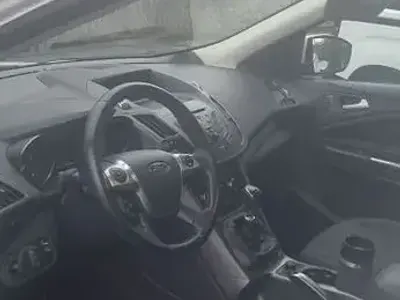 Gebraucht Ford Kuga Trend 150 PS (110 kW) 2015 Weiß SUV
