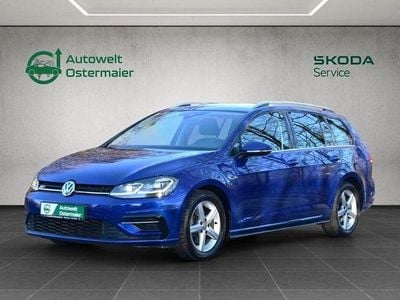 Blau Gebraucht 2018 VW Golf VII Highline Limousine | 22.785 € (Etwas zu teuer)