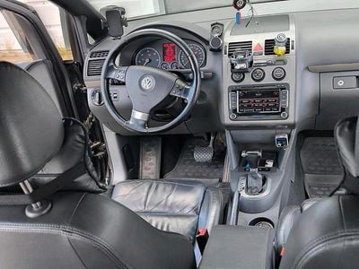 VW Touran Cross