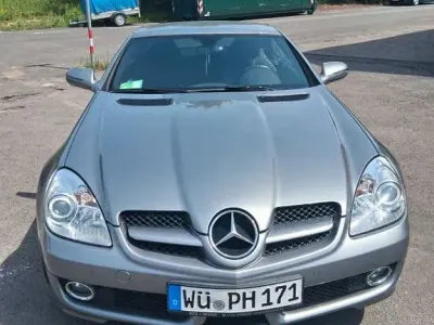 Gebraucht Mercedes SLK200 184 PS (135 kW) 2011 Silber Cabrio