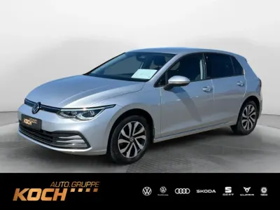 Gebraucht VW Golf VIII Active 150 PS (110 kW) 2023 Reflexsilber metallic Limousine