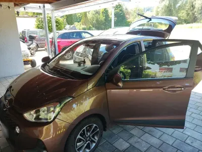 Gebraucht Hyundai i10 Style 87 PS (63 kW) 2018 Braun Kleinwagen