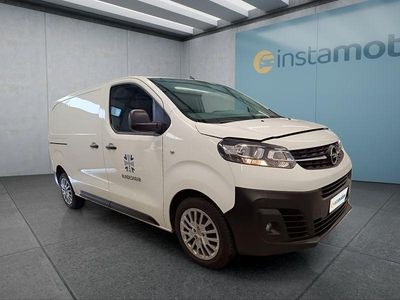 Weiß Gebraucht 2022 Opel Vivaro Van / Kleinbus | 24.549 € (Etwas zu teuer)
