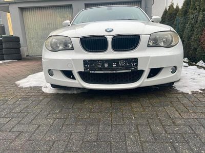 Weiß Gebraucht 2007 BMW 118 M Sport Kleinwagen | 3.300 € (Guter Preis)
