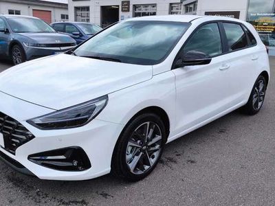 gebraucht Hyundai i30 1.0 Benzin Turbo 7-DCT Connect & Go