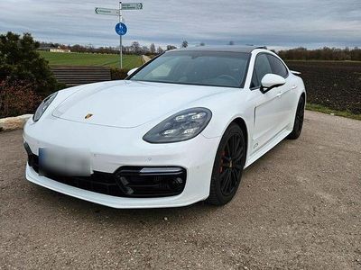 Porsche Panamera GTS