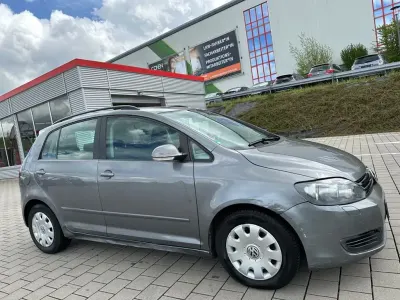 Gebraucht VW Golf VI 110 PS (80 kW) 2009 United grey metallic Kleinwagen