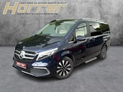 Gebraucht Mercedes V250 Avantgarde 193 PS (141 kW) 2021 Cavansitblau metallic Van / Kleinbus