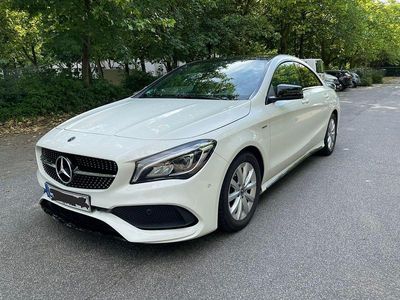 Mercedes CLA200