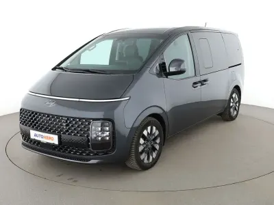 Gebraucht Hyundai Staria Signature 177 PS (130 kW) 2021 Grau Van / Kleinbus