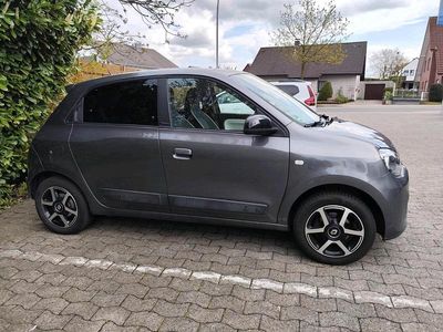 Second-hand Renault Twingo 90 CP (66 kW) 2018 Gri Hatchback