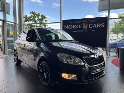 Usado Skoda Fabia Fresh 86 CV (63 kW) 2013 Negro Berlina