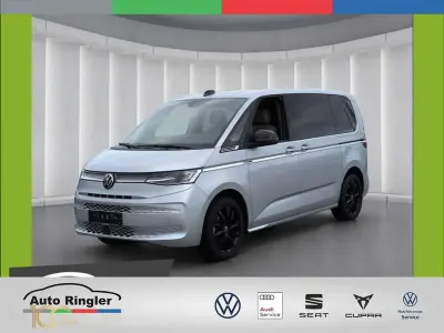 Second-hand VW T7 Style 150 CP (110 kW) 2024 Argintiu Van