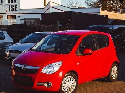 Gebraucht Opel Agila 65 PS (47 kW) 2011 Rot Kleinwagen