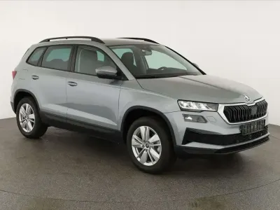 Neu Skoda Karoq Selection 150 PS (110 kW) 2026 Smokey diamond silver ... SUV