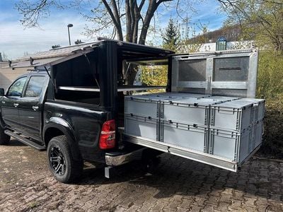 Usata Toyota HiLux 171 CV (125 kW) 2015 Nero Pick-up
