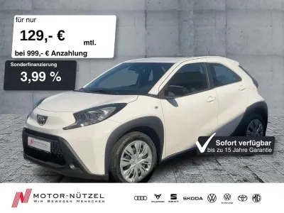 Neu Toyota Aygo X Business Edition 72 PS (52 kW) 2025 Weiß SUV