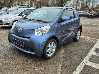 Toyota iQ