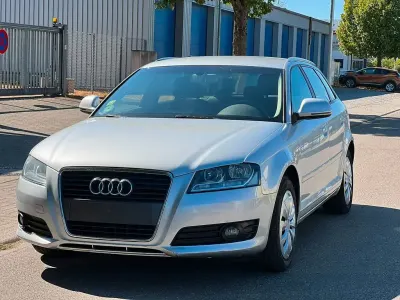 Gebraucht Audi A3 Ambiente 125 PS (91 kW) 2009 Silber Kleinwagen