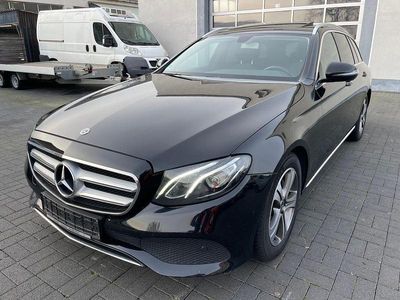 Gebraucht Mercedes E220 Avantgarde 194 PS (142 kW) 2018 Schwarz Kombi