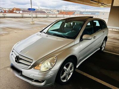 Usata Mercedes R350 272 CV (200 kW) 2006 Argento Monovolume
