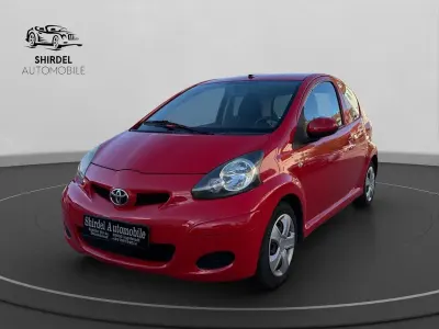 Gebraucht Toyota Aygo City 68 PS (50 kW) 2009 Rot Kleinwagen
