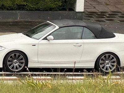 Weiß Gebraucht 2008 BMW 120 Cabriolet Performance Cabrio | 10.000 €