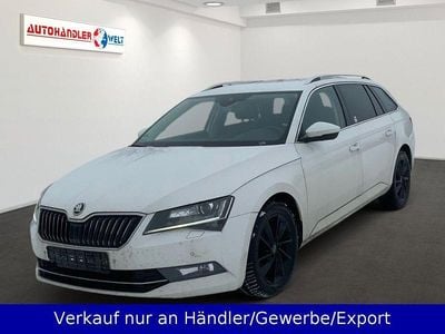 Weiß Gebraucht 2018 Skoda Superb Style Kombi | 11.699 € (Superpreis)