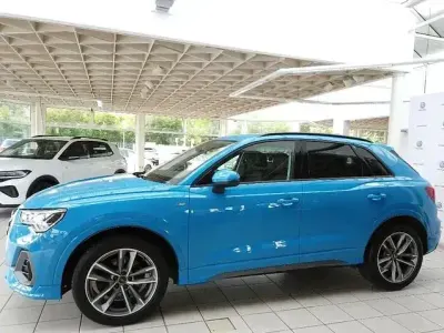 Gebraucht Audi Q3 S-Line 230 PS (169 kW) 2019 Blau SUV