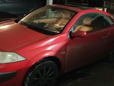 Gebraucht Renault Mégane Cabriolet 116 PS (85 kW) 2007 Rot Cabrio