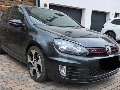 Second-hand VW Golf VI GTI 211 CP (155 kW) 2009 Negru Hatchback