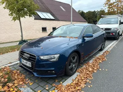 Gebraucht Audi A5 Sportback Sport 224 PS (164 kW) 2015 Blau Kleinwagen