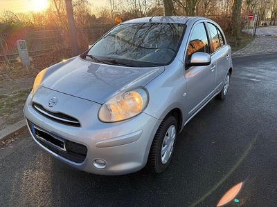 Gebraucht Nissan Micra 80 PS (58 kW) 2011 Silber Kleinwagen
