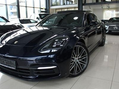 Porsche Panamera 4