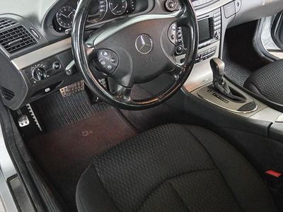Gebraucht Mercedes E280 190 PS (139 kW) 2005 Grau Kombi