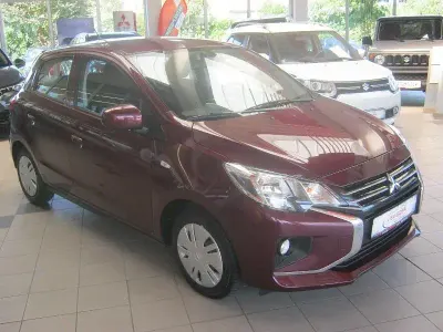 Gebraucht Mitsubishi Space Star Select 71 PS (52 kW) 2023 Rot Kleinwagen