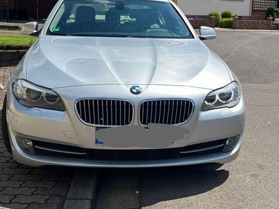 gebraucht BMW 523 i Silber