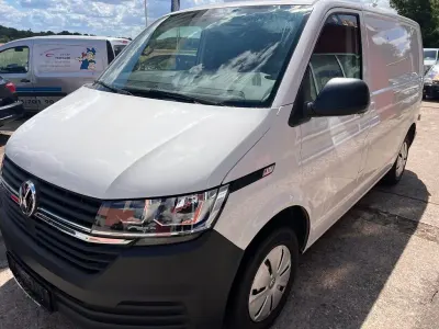 Gebraucht VW T6.1 90 PS (66 kW) 2021 Weiß Van