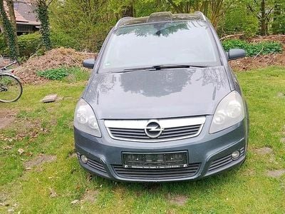 Brugt Opel Zafira 100 HK (73 kW) 2006 Grå MPV