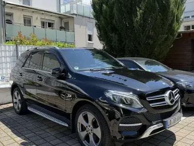 Gebraucht Mercedes GLE350 AMG line 258 PS (189 kW) 2016 Schwarz SUV