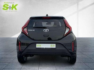 Gebraucht Toyota Aygo X Active 72 PS (52 kW) 2024 Schwarz SUV