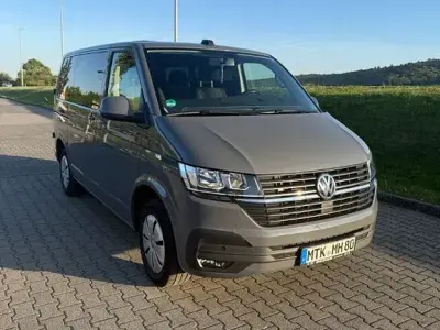 Używany VW Transporter 110 KM (80 kW) 2020 Szary Van