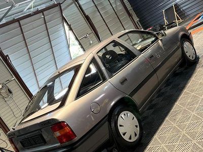 Gebraucht Opel Vectra 75 PS (55 kW) 1992 Grau Limousine