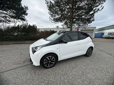 Gebraucht Toyota Aygo 72 PS (52 kW) 2021 Weiß Kleinwagen